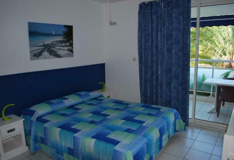 استودیوی استاندارد, Les Créolines