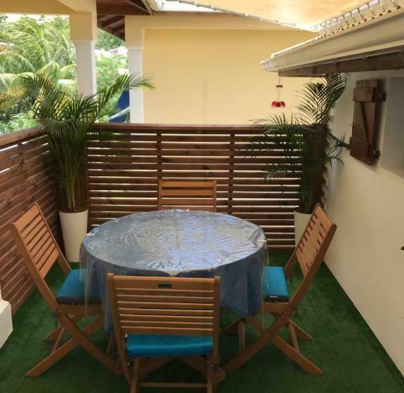 آپارتمان 1 خوابه, Les Créolines