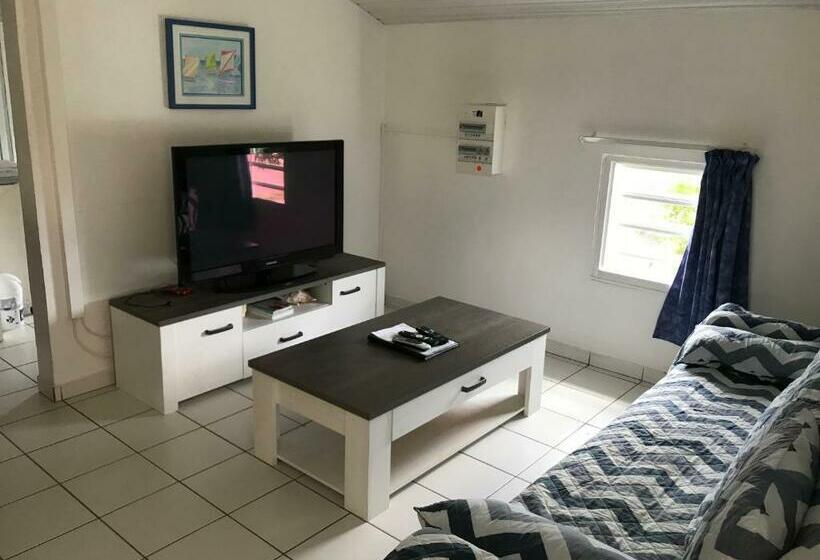 آپارتمان 1 خوابه, Les Créolines