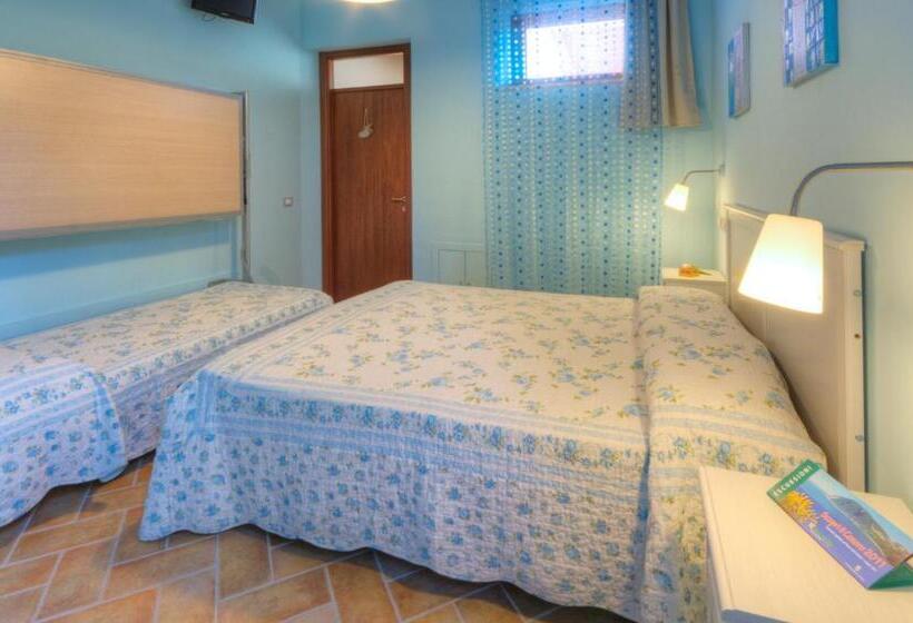 スタンダード４人部屋, Locanda Del Picchio