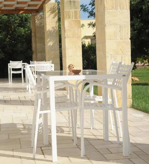 Полулюкс, Masseria Tenuta Flora Maria