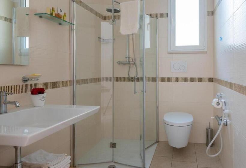 Номер Basic, Masseria Tenuta Flora Maria