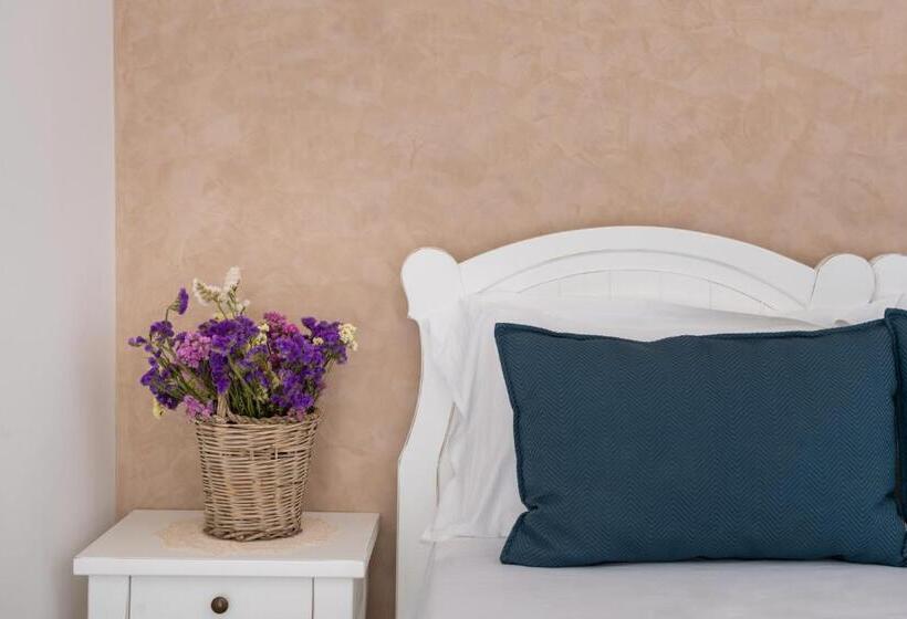 Номер Basic, Masseria Tenuta Flora Maria