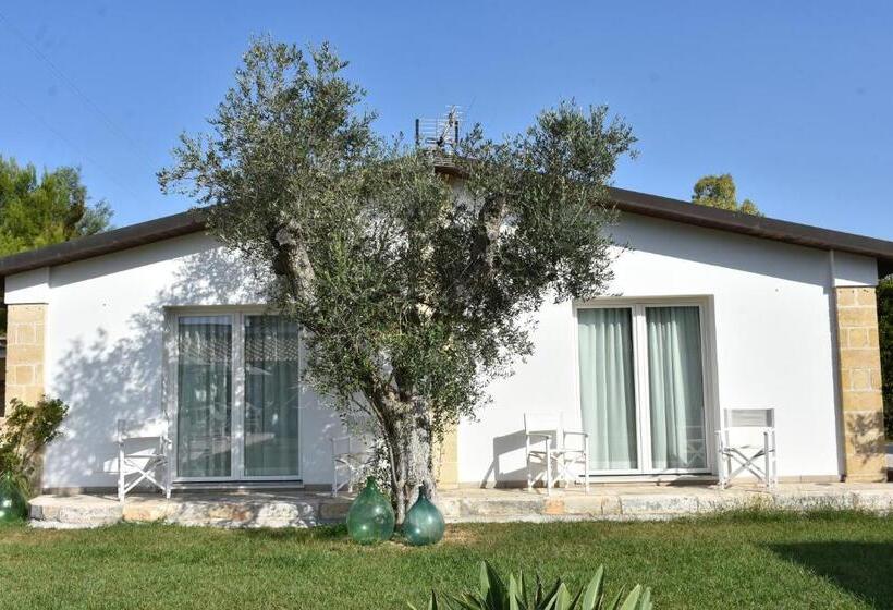 Номер Deluxe Кровать Кинг, Masseria Tenuta Flora Maria