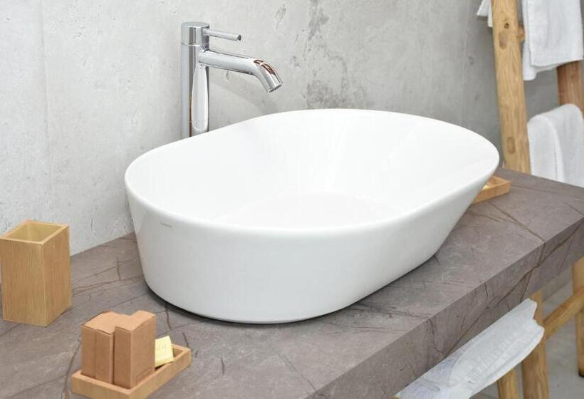 اتاق لوکس با تخت بزرگ, Masseria Tenuta Flora Maria