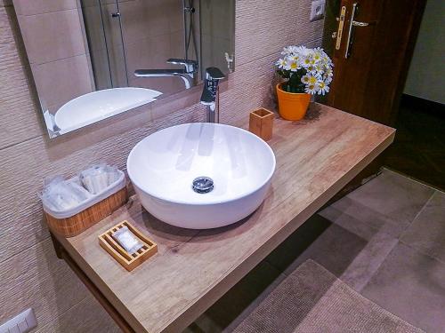 バルコニー付きスタンダードルーム, Melo Accommodations