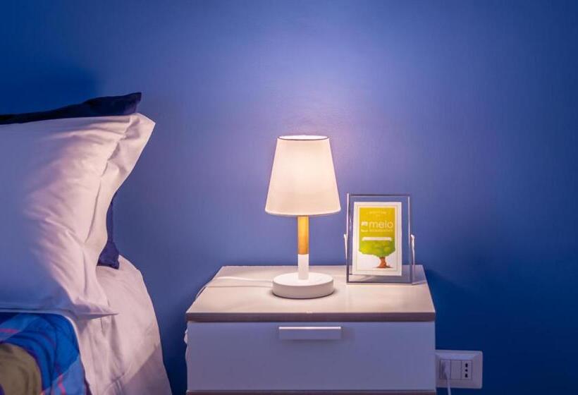 バルコニー付きスタンダードトリプルルーム, Melo Accommodations