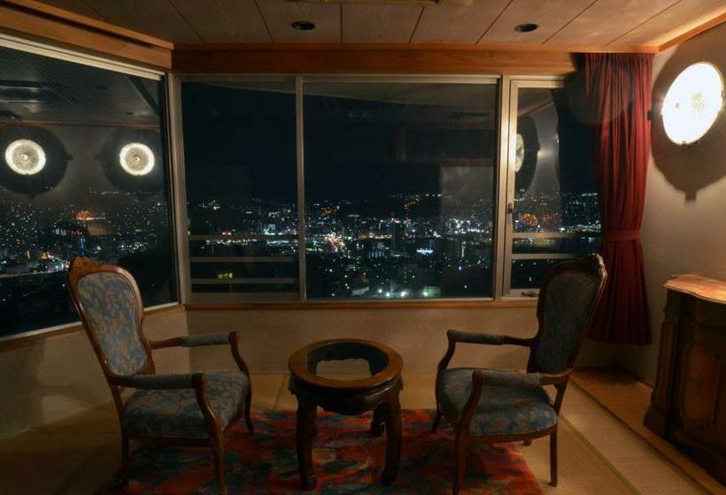 اتاق استاندارد با چشم‌انداز شهر, Nagasaki Sky