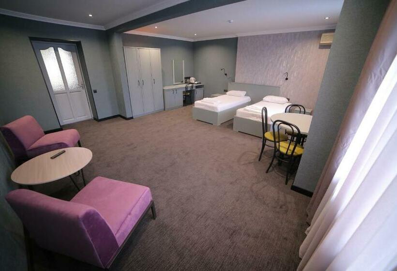 سوییت جونیور, Olympica