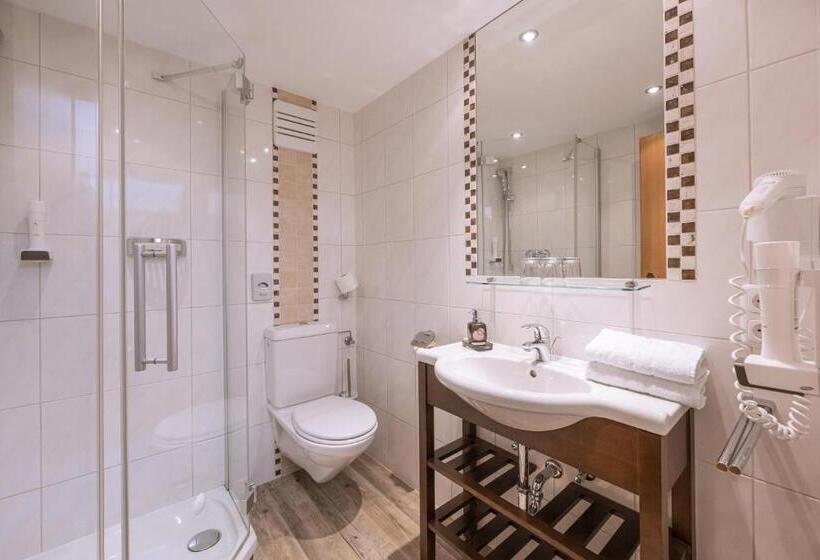 חדר סטנדרט עם מרפסת, Acherl