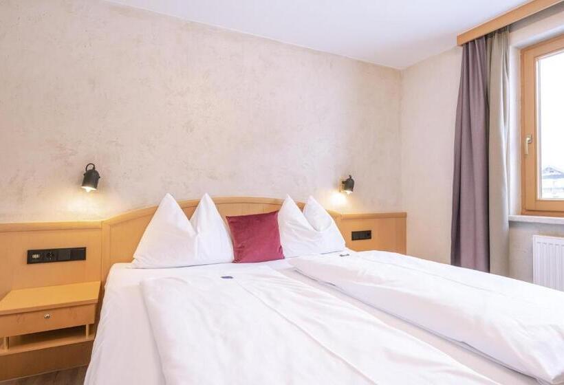 סוויטה משפחתית, Acherl