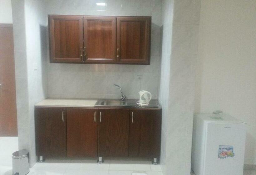 سوئیت راحتی, Seven Days