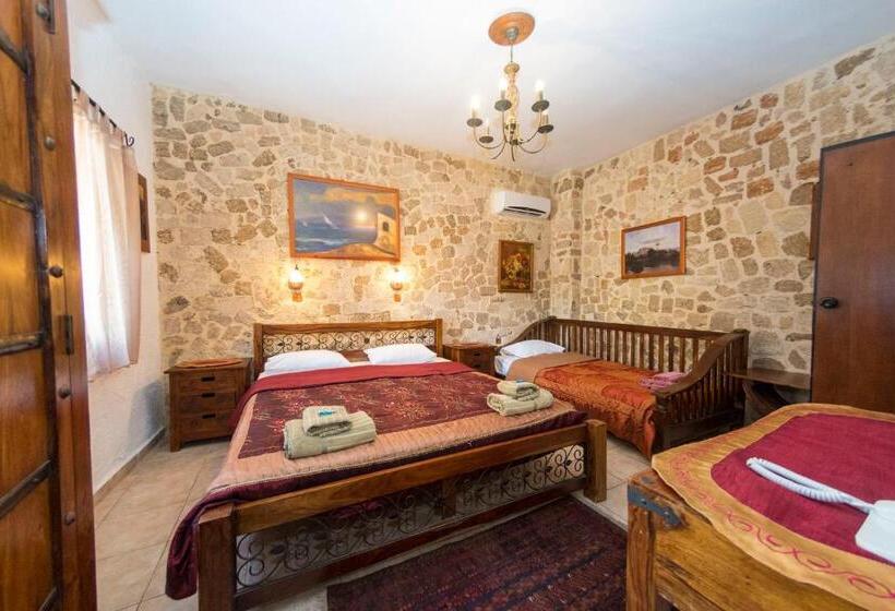 חדר סטנדרט, Spot