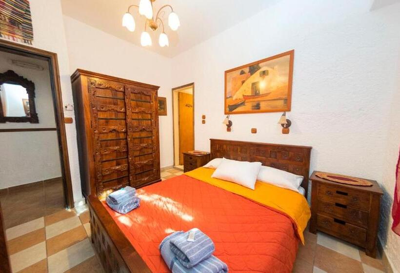 חדר סטנדרט, Spot