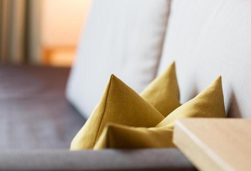 Comfort room with mountain view, Steindl's Boutique