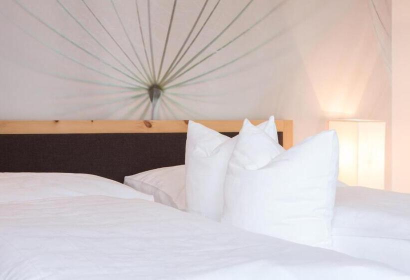 Comfort room with mountain view, Steindl's Boutique