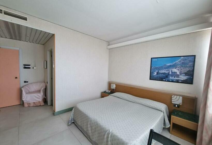 חדר סטנדרט, Thema