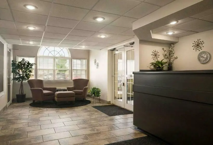 Standard-invahuone, Travelodge By Wyndham Fort Scott
