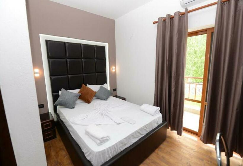 חדר סטנדרט עם מרפסת, Victoria