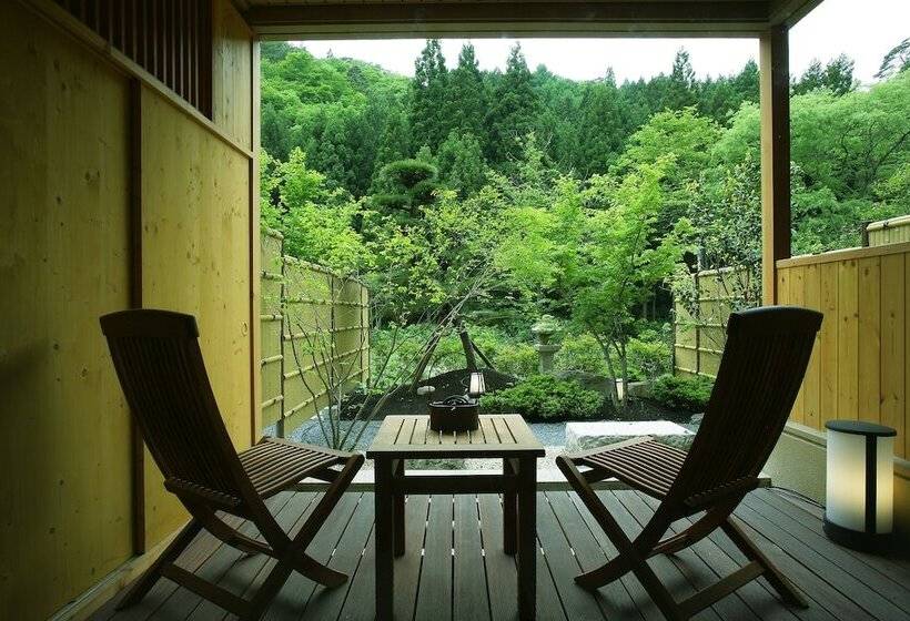 豪华房间, 游泉志だて