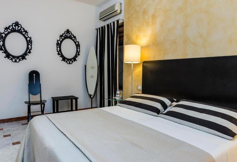 דירת חדר, Al Ponticello