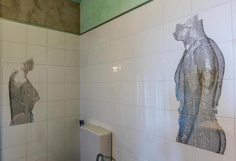 דירת חדר סופריור, Al Ponticello