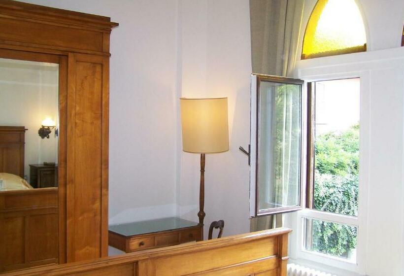 标准间, B&b Torre Lara