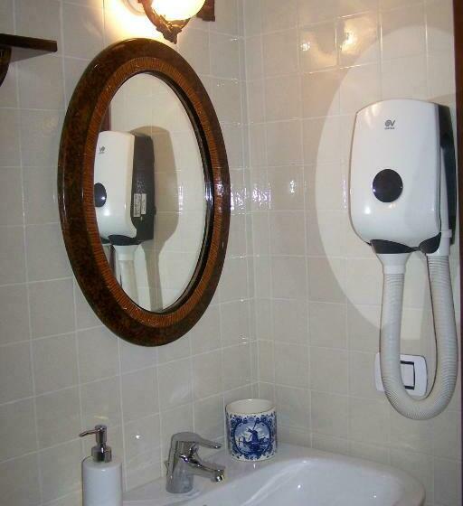 标准间, B&b Torre Lara