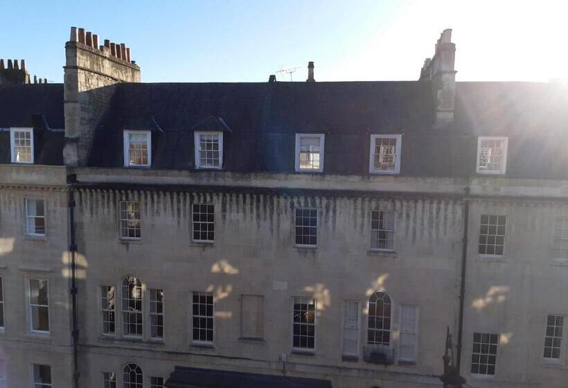 ファミリールーム, Brocks