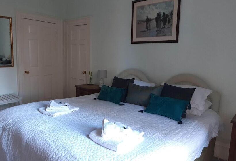 スタンダードルーム, Brocks