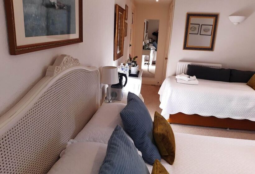 ファミリールーム, Brocks