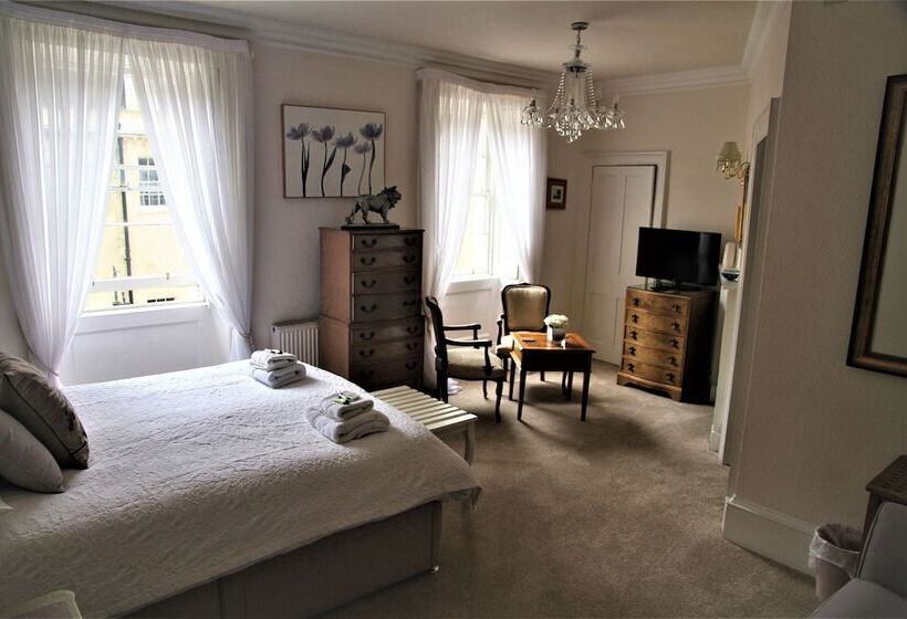 スーペリアールーム, Brocks