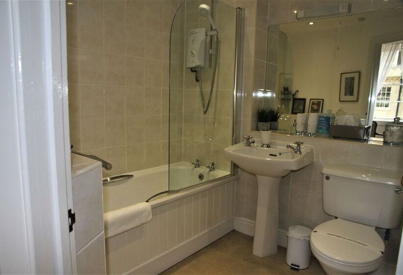 スーペリアールーム, Brocks