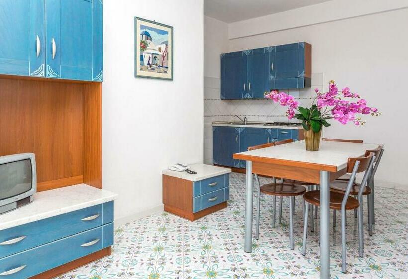 شقة غرفة واحدة, Club Residence La Castellana