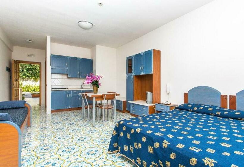 استودیوی سوپریور, Club Residence La Castellana