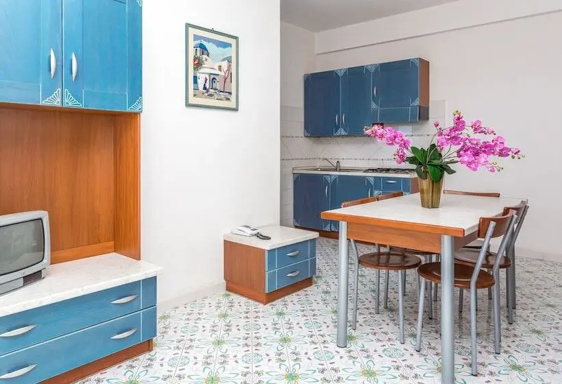 آپارتمان 2 خوابه, Club Residence La Castellana