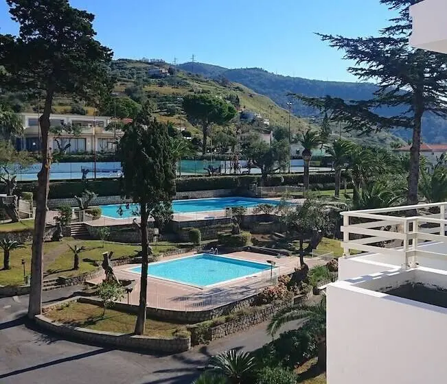 آپارتمان 2 خوابه, Club Residence La Castellana