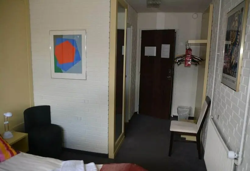اتاق استاندارد, Dolphin Hotel Annex