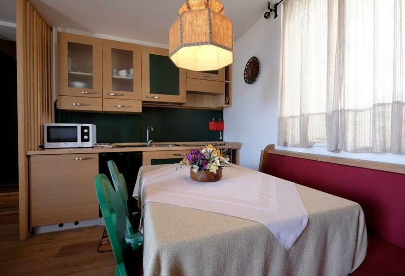 شقة غرفة واحدة, Residenza Bagni & Miramonti