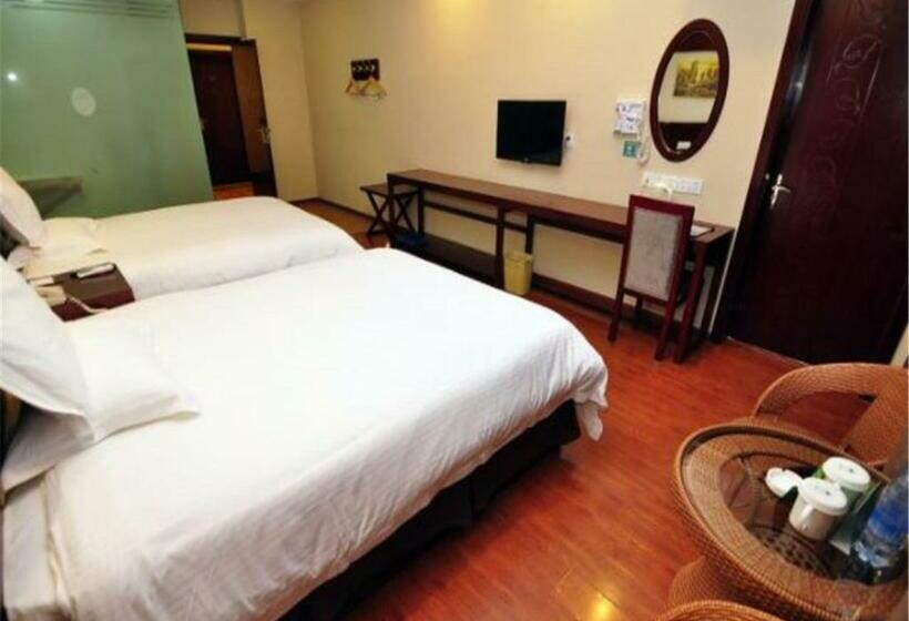 Номер Стандарт, Greentree Inn Yunnan Kunming Chenggong University City Shilin Street Express