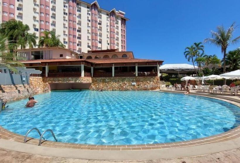 四人标准间, Condomínio Hot Springs