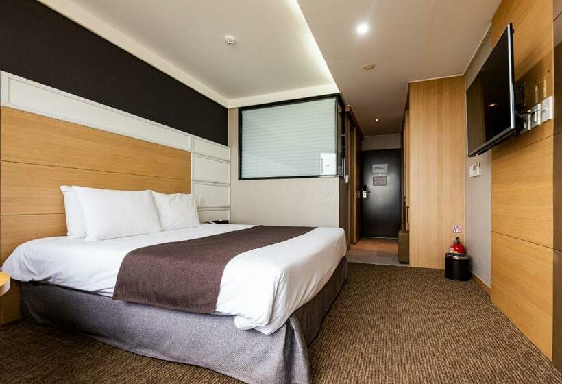 Номер Deluxe, Eastern Hotel Jeju