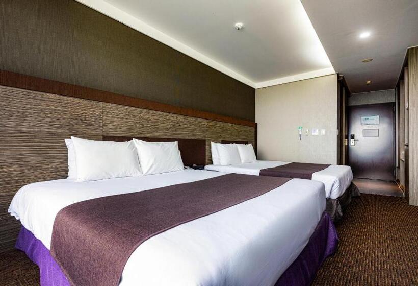 חדר משפחתי נוף לים, Eastern Hotel Jeju