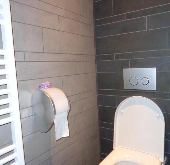 اتاق استاندارد سه نفره, Brxxl 5 City Centre Hostel