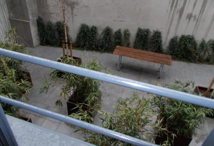 اتاق استاندارد, Brxxl 5 City Centre Hostel