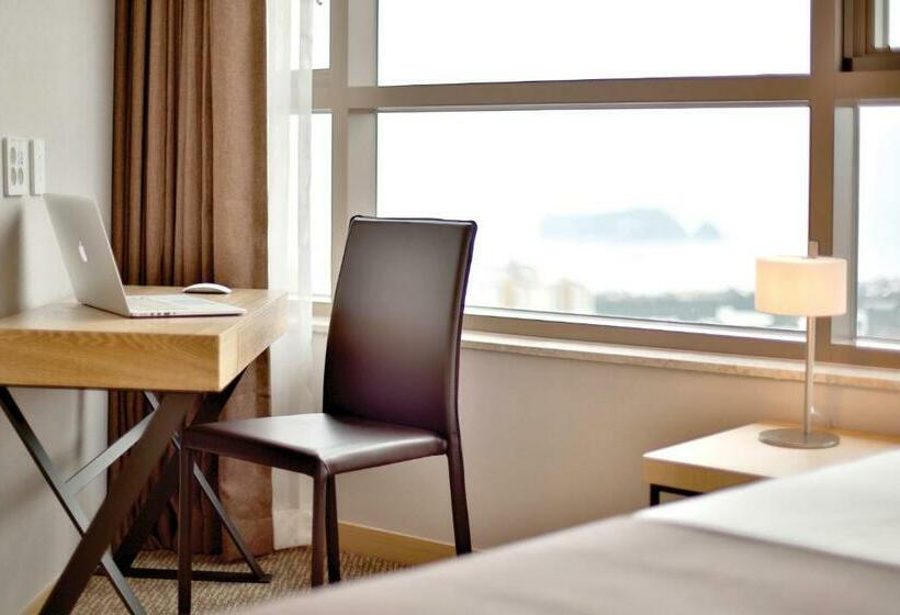 חדר דלוקס, Eastern Hotel Jeju