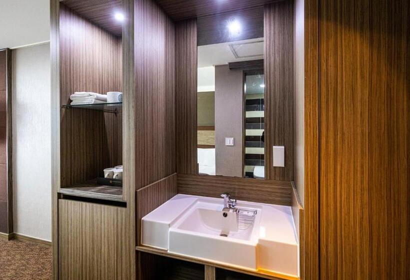 חדר סטנדרט נוף לעיר, Eastern Hotel Jeju