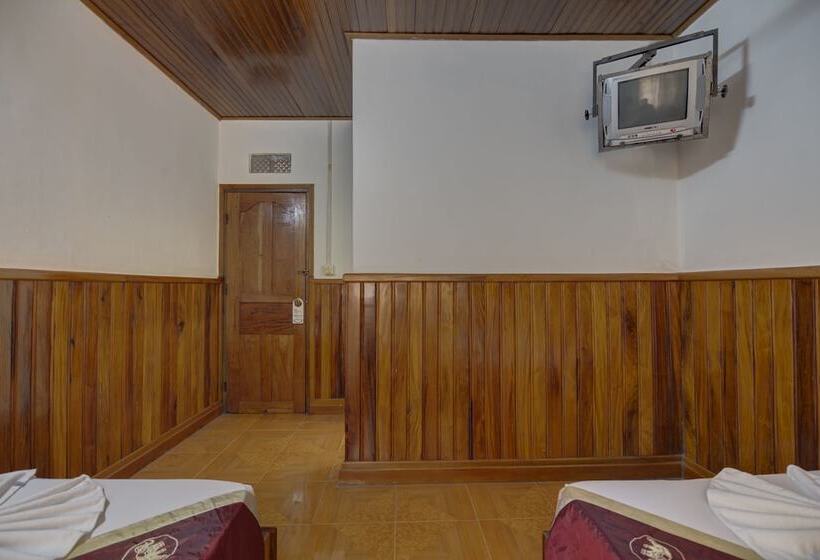 اتاق لوکس سه تخته, Happy Heng Heang Guesthouse