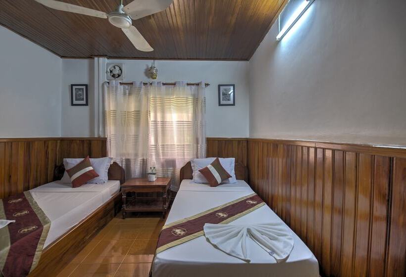 اتاق لوکس سه تخته, Happy Heng Heang Guesthouse