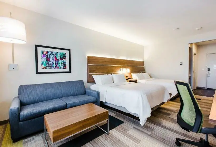 スイート, Holiday Inn Express & Suites   West Edmonton Mall Area, An Ihg